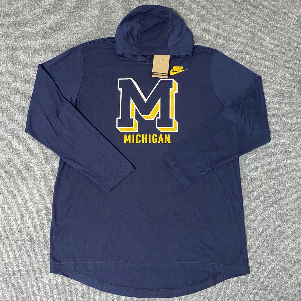 Nike Michigan Wolverines Primary Logo Mens Large Lightweight Hooded Shirt NWT